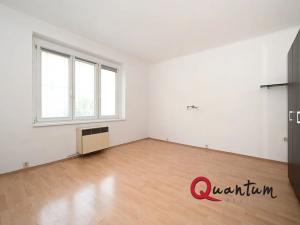 Pronájem bytu 2+kk, Praha - Holešovice, Osadní, 55 m2