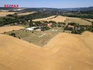 Prodej pozemku pro bydlení, Svinaře, Lipová, 7542 m2