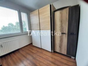 Pronájem bytu 4+1, Karviná, Čsl. armády, 82 m2