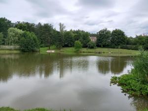 Pronájem ubytování, Holovousy, 10000 m2