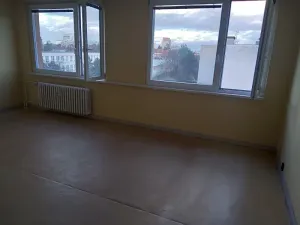 Pronájem bytu 1+kk, Praha - Krč, Točitá, 34 m2