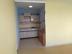 Pronájem bytu 1+kk, Praha - Krč, Točitá, 34 m2