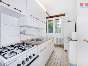 Prodej bytu 3+1, Plzeň - Doubravka, Lesní, 62 m2