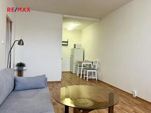 Pronájem bytu 2+kk, Praha - Stodůlky, Zázvorkova, 43 m2