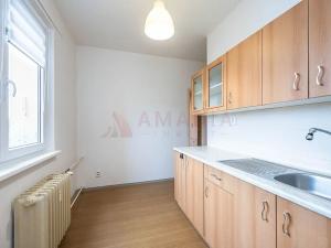 Prodej bytu 2+1, Praha - Malešice, Káranská, 52 m2