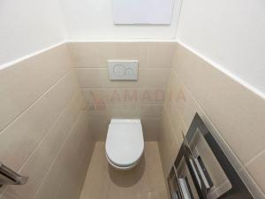 Prodej bytu 2+1, Praha - Malešice, Káranská, 52 m2