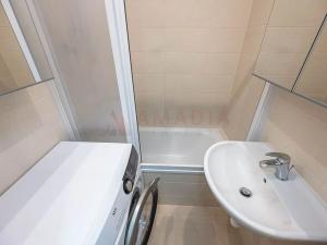 Prodej bytu 2+1, Praha - Malešice, Káranská, 52 m2