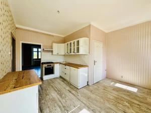 Pronájem bytu 2+1, Teplice, Masarykova třída, 68 m2