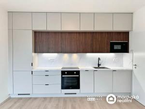 Pronájem bytu 2+kk, Brno, Bolzanova, 42 m2