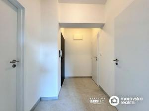 Pronájem bytu 2+kk, Brno, Bolzanova, 42 m2
