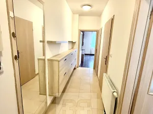 Pronájem bytu 2+kk, Praha - Lhotka, Štúrova, 64 m2