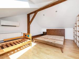 Pronájem bytu 3+kk, Praha - Holešovice, Dělnická, 95 m2