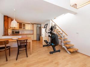 Pronájem bytu 3+kk, Praha - Holešovice, Dělnická, 95 m2