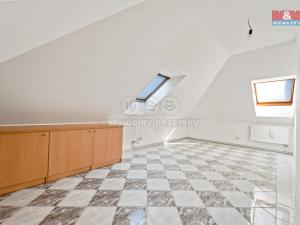 Prodej rodinného domu, Hradec Králové - Nový Hradec Králové, Mužíkova, 140 m2