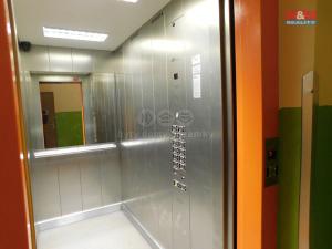 Pronájem bytu 1+kk, Jablonec nad Nisou, Na Vršku, 27 m2