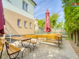Pronájem restaurace, Plzeň - Lobzy, Petřínská, 88 m2