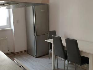 Pronájem bytu 3+1, Teplice, Svojsíkova, 74 m2