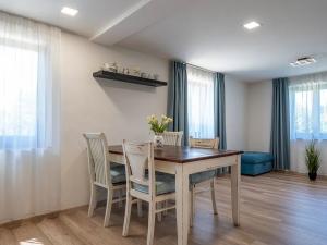 Prodej rodinného domu, Zámostí-Blata, 215 m2