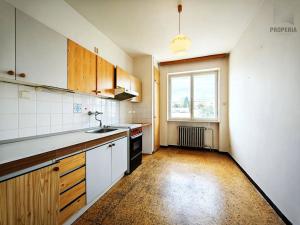 Prodej bytu 3+1, Olomouc, Zamykalova, 81 m2