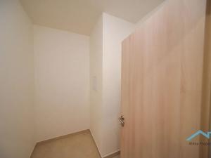 Pronájem bytu 2+kk, Praha - Žižkov, Olšanská, 52 m2