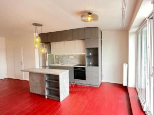 Pronájem bytu 3+kk, Praha - Břevnov, 8. listopadu, 81 m2