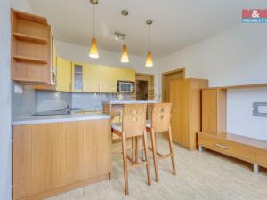 Pronájem bytu 2+kk, Klatovy - Klatovy III, Sídliště U Pošty, 36 m2