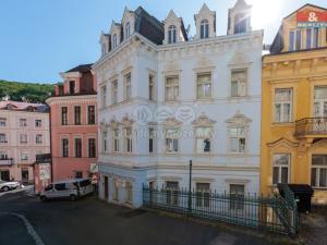 Prodej bytu 3+kk, Karlovy Vary, Zámecký vrch, 72 m2