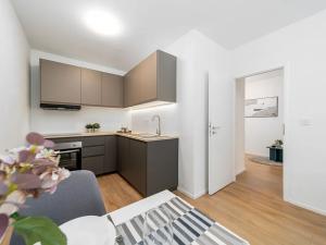 Prodej bytu 2+kk, Praha - Střížkov, Šluknovská, 41 m2