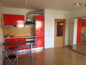 Prodej bytu 1+kk, Praha - Horní Měcholupy, Boloňská, 33 m2