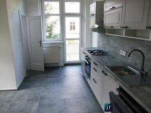 Pronájem bytu 4+1, Praha - Dejvice, Na Šťáhlavce, 115 m2
