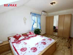 Prodej rodinného domu, Králův Dvůr, Královské Údolí, 114 m2