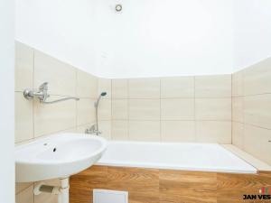 Pronájem bytu 3+1, Praha - Čakovice, Něvská, 76 m2