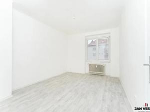 Pronájem bytu 3+1, Praha - Čakovice, Něvská, 76 m2