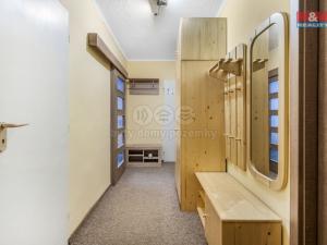 Prodej bytu 3+1, Teplice, kpt. Jaroše, 61 m2