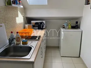 Prodej bytu 1+1, Praha - Bubeneč, Jugoslávských partyzánů, 39 m2