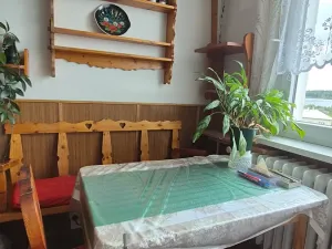 Prodej bytu 2+1, Hrádek, 1. máje, 60 m2