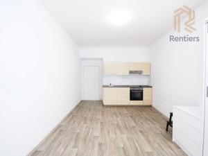 Pronájem bytu 1+kk, Praha - Michle, Jaurisova, 34 m2
