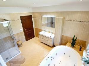 Prodej rodinného domu, Srubec, Jana Patočky, 145 m2