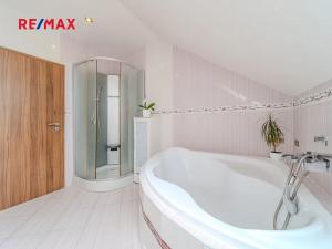 Prodej rodinného domu, Tmaň, Travnatka, 147 m2