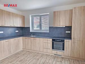 Pronájem bytu 2+kk, Kostelec nad Labem, Na Sídlišti, 60 m2
