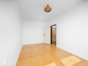 Pronájem bytu 2+kk, Liberec, Dobiášova, 42 m2