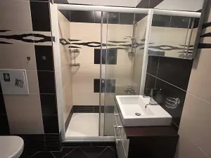 Pronájem bytu 2+kk, Liberec, Dlážděná, 44 m2