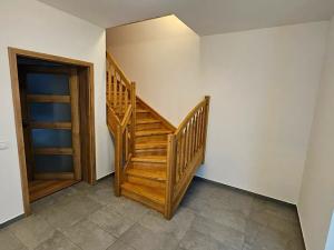 Prodej bytu 4+kk, Světice, Hlavní, 98 m2