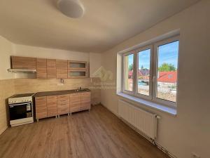 Pronájem bytu 2+1, Kralovice, 71 m2