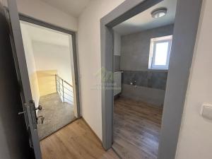 Pronájem bytu 2+1, Kralovice, 71 m2