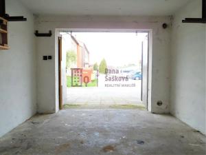 Pronájem garáže, Jindřichův Hradec, Mládežnická, 15 m2