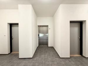 Pronájem bytu 2+kk, Milovice, Slepá, 55 m2