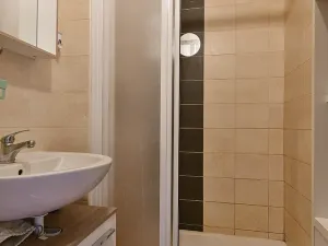 Prodej bytu 1+kk, Praha - Řepy, Nevanova, 33 m2