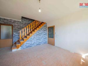 Prodej rodinného domu, Lesná, 180 m2