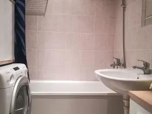 Prodej bytu 3+1, Plzeň, Břeclavská, 65 m2
